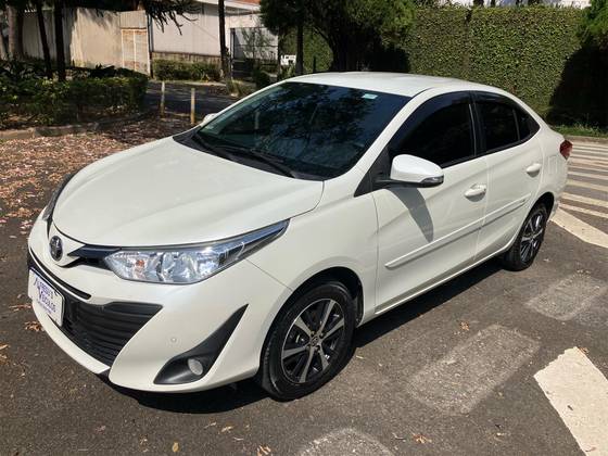 TOYOTA YARIS 1.5 16V FLEX SEDAN XS CONNECT MULTIDRIVE
